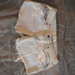 ABERCROMBIE SIZE 14 DESTROYED SHORTS
